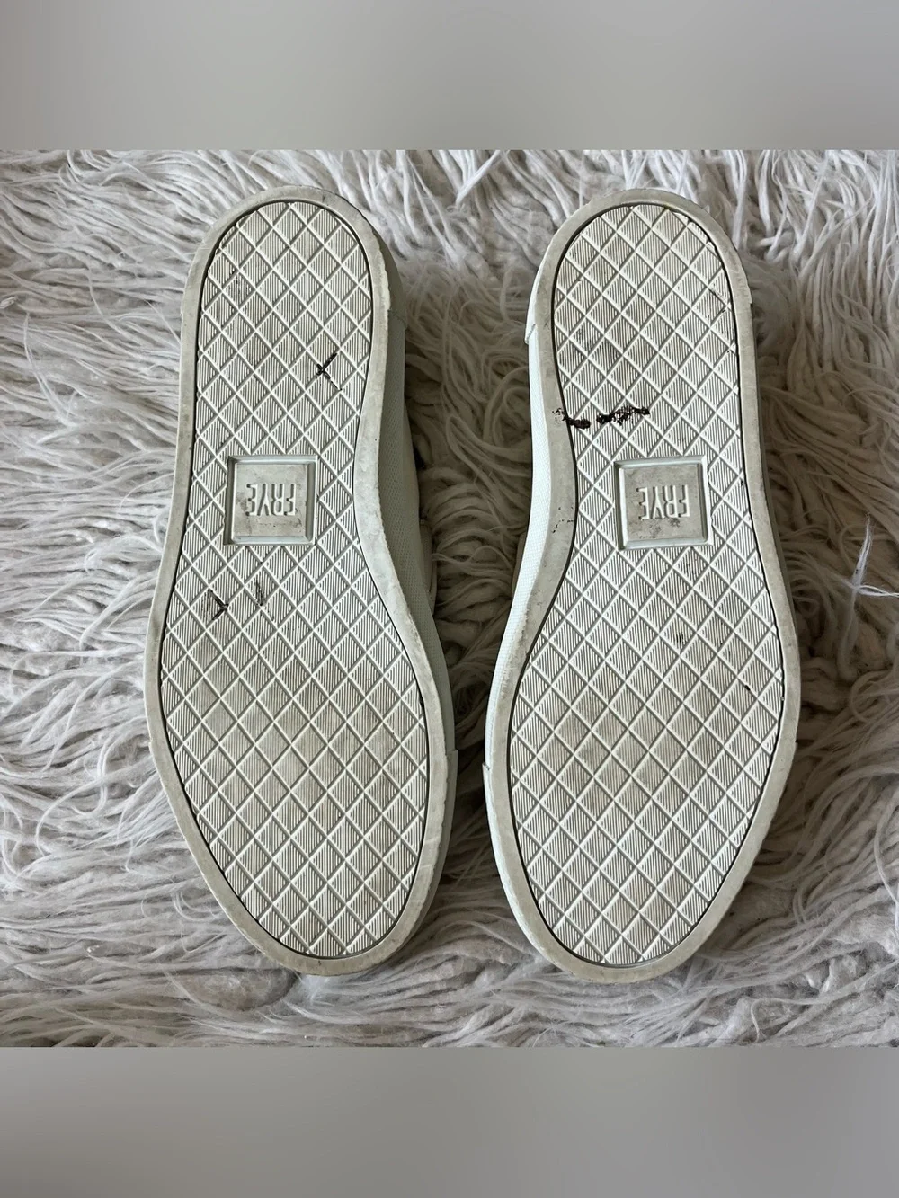 Frye Ivy Slip On Leather Off White Sneakers Shoes 3481157 Size Men’s 7.5